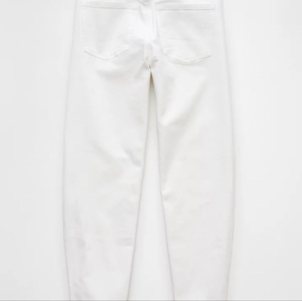NWT AE White Mid Rise Stretch barrel jeans Size 18, Size 16 - Picture 4 of 9
